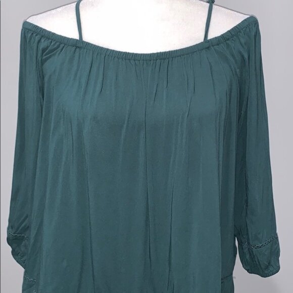 Old Navy Off Shoulder Top Size Small - Picture 2 of 5